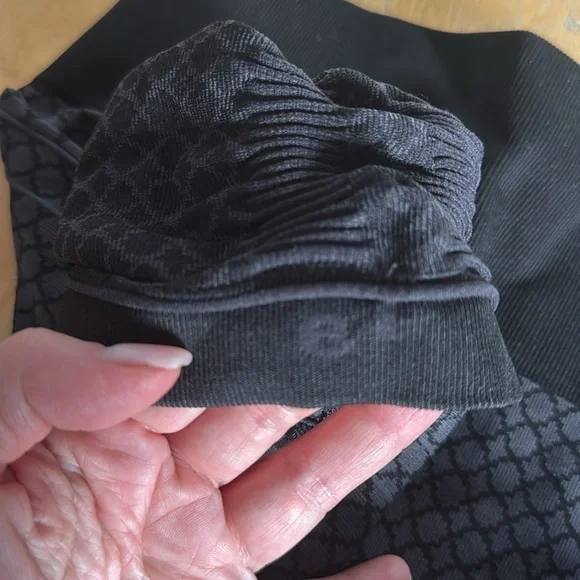 Lululemon Legging Capri Scrunch, 6 - Picture 6 of 7